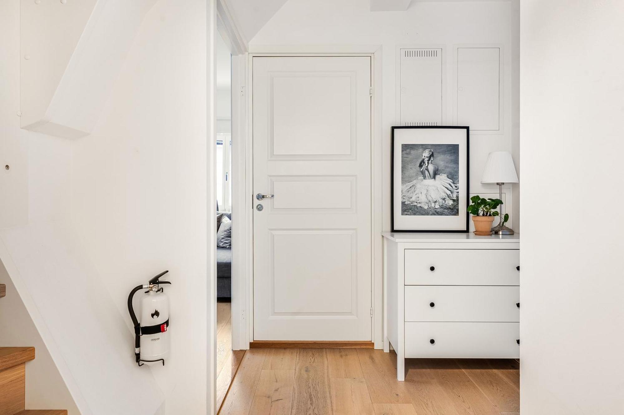 Central Beautiful Modern Accommodation Near Stockholm City Exterior foto